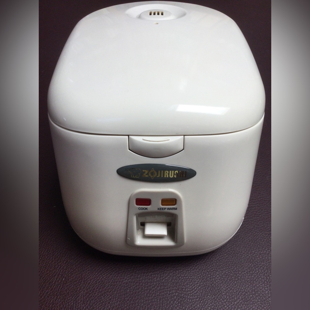 Jojirushi Rice maker NS-PC10 with Neuro Fuzzy Logic